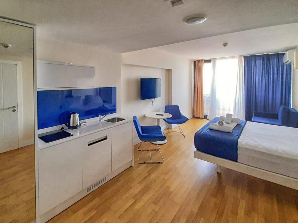 Orbi Superb Sea View Apartment